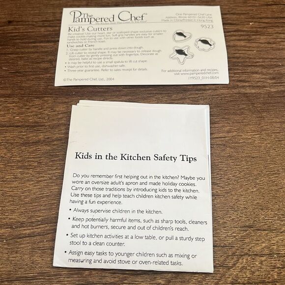 Pampered Chef Kids' Baking Fun Set - Picture 5 of 5